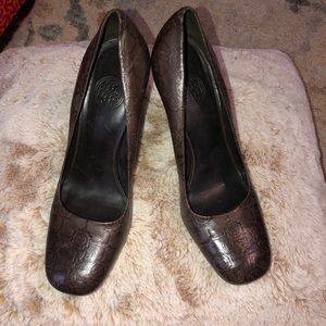 Authentic Tory Burch Signature Brown Pumps